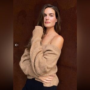 Aritzia Babaton Tessin alpaca/wool blend size S sweater